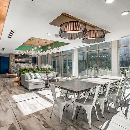 Lush Downtown Condo On Riverwalk W King Ste, Free Parking, Pet Friendly, Centrally Located On Riverwalk San Antonio Exteriör bild