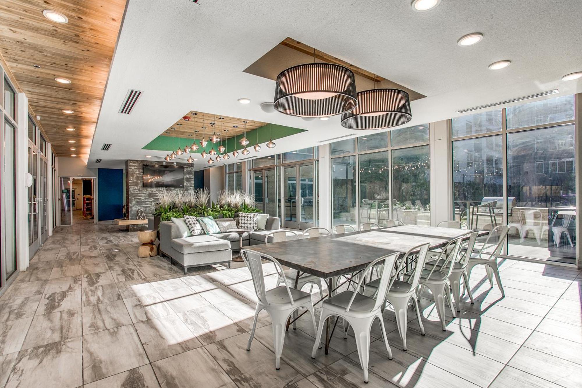 Lush Downtown Condo On Riverwalk W King Ste, Free Parking, Pet Friendly, Centrally Located On Riverwalk San Antonio Exteriör bild