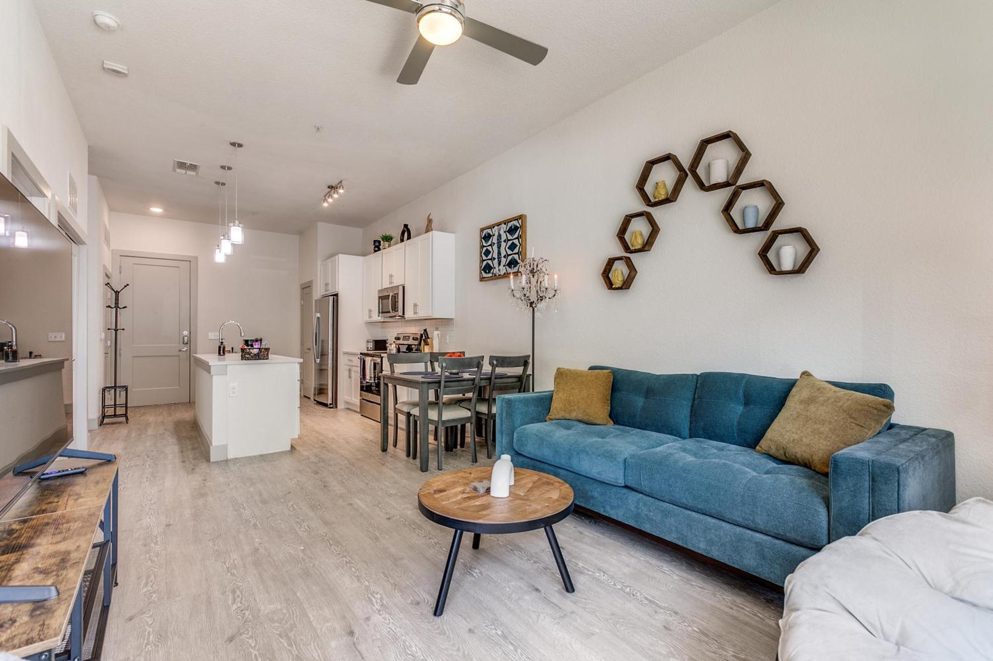 Lush Downtown Condo On Riverwalk W King Ste, Free Parking, Pet Friendly, Centrally Located On Riverwalk San Antonio Exteriör bild