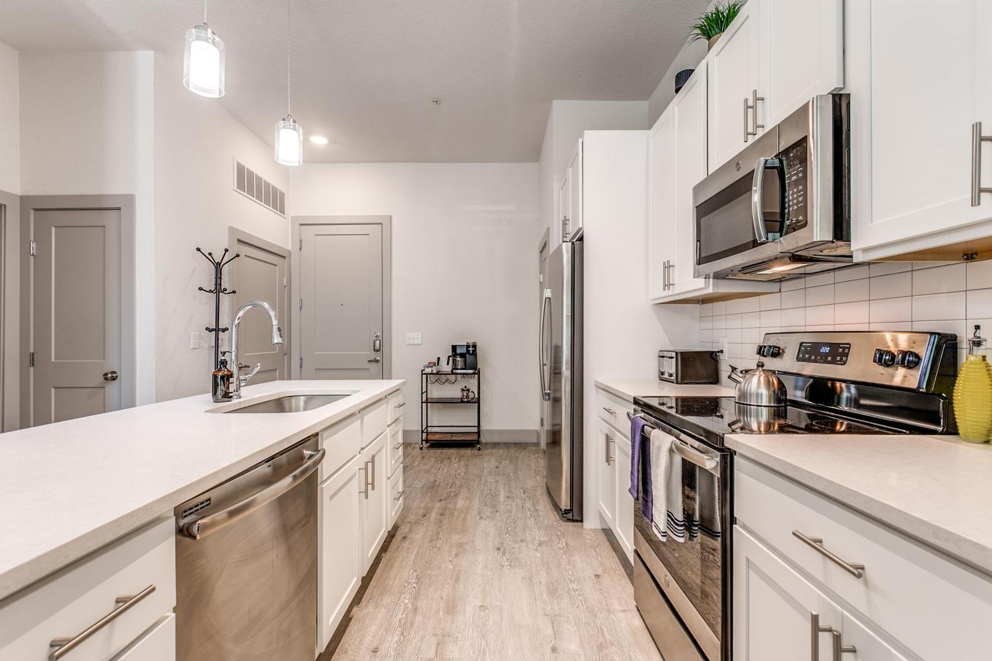 Lush Downtown Condo On Riverwalk W King Ste, Free Parking, Pet Friendly, Centrally Located On Riverwalk San Antonio Exteriör bild